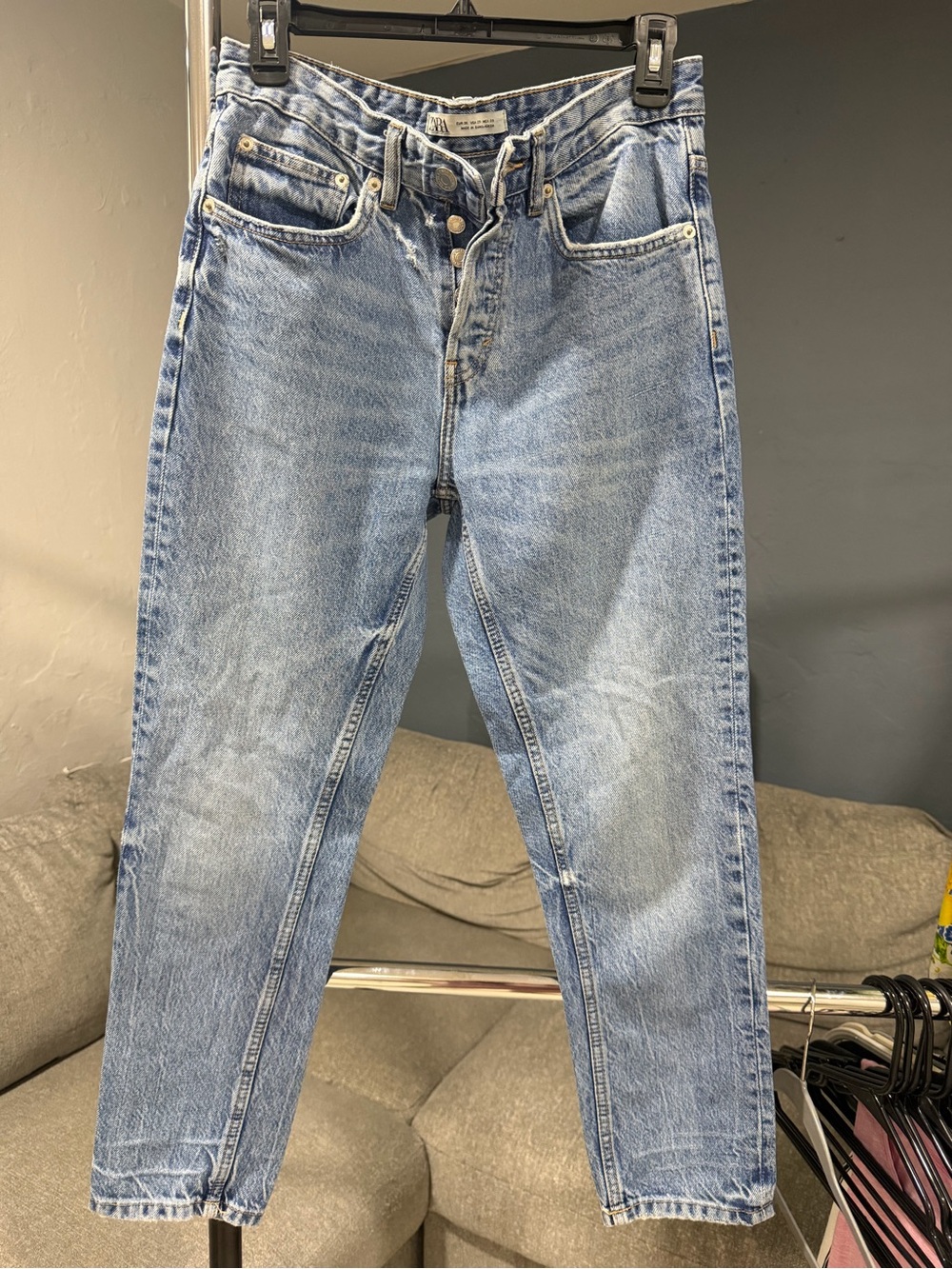 Zara Women’s High Waist Mom Jeans Light Wash Size 29 #204